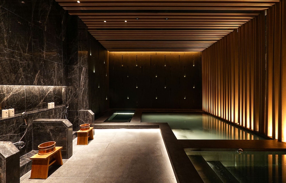 SILQ Hotel & Residence 21/50