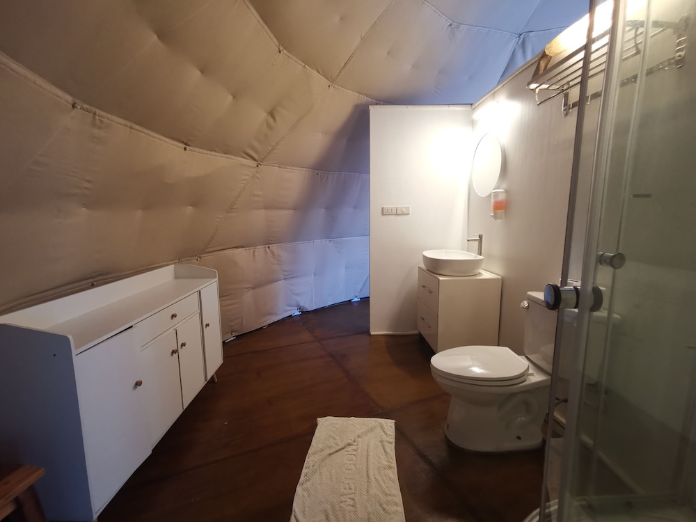 Eco Lanta Hideaway Beach Resort 43/44