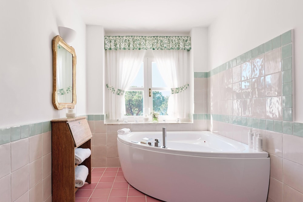 Santavenere Hotel 35/71