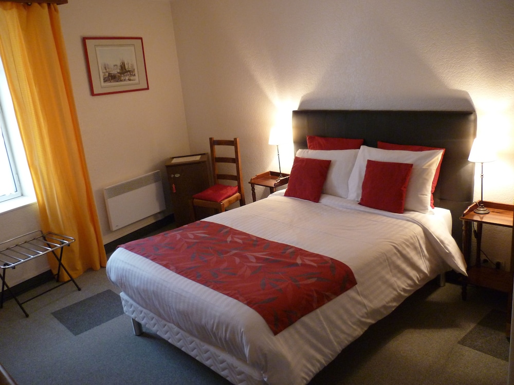 Hotel The Originals Nevers Clos Sainte Marie 7/48