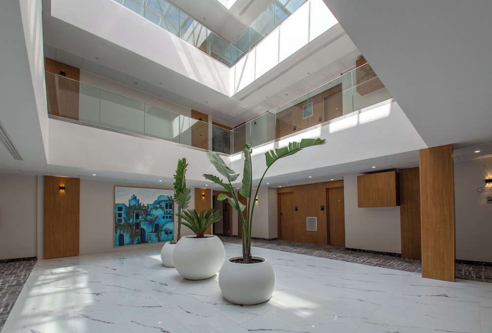 Lobby at Hotel Kyriad Prestige City Center Tunis, TUNIS