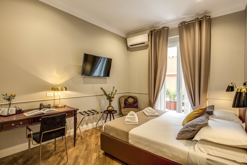 Charme Spagna Boutique Hotel 8/77