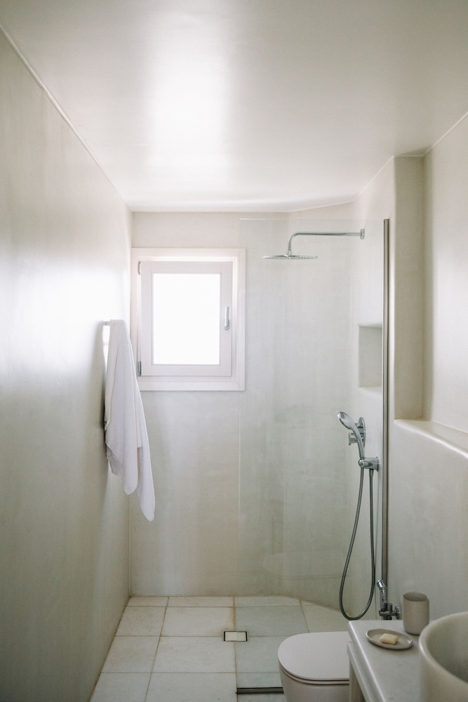 Ammothines Cycladic Suites 56/59
