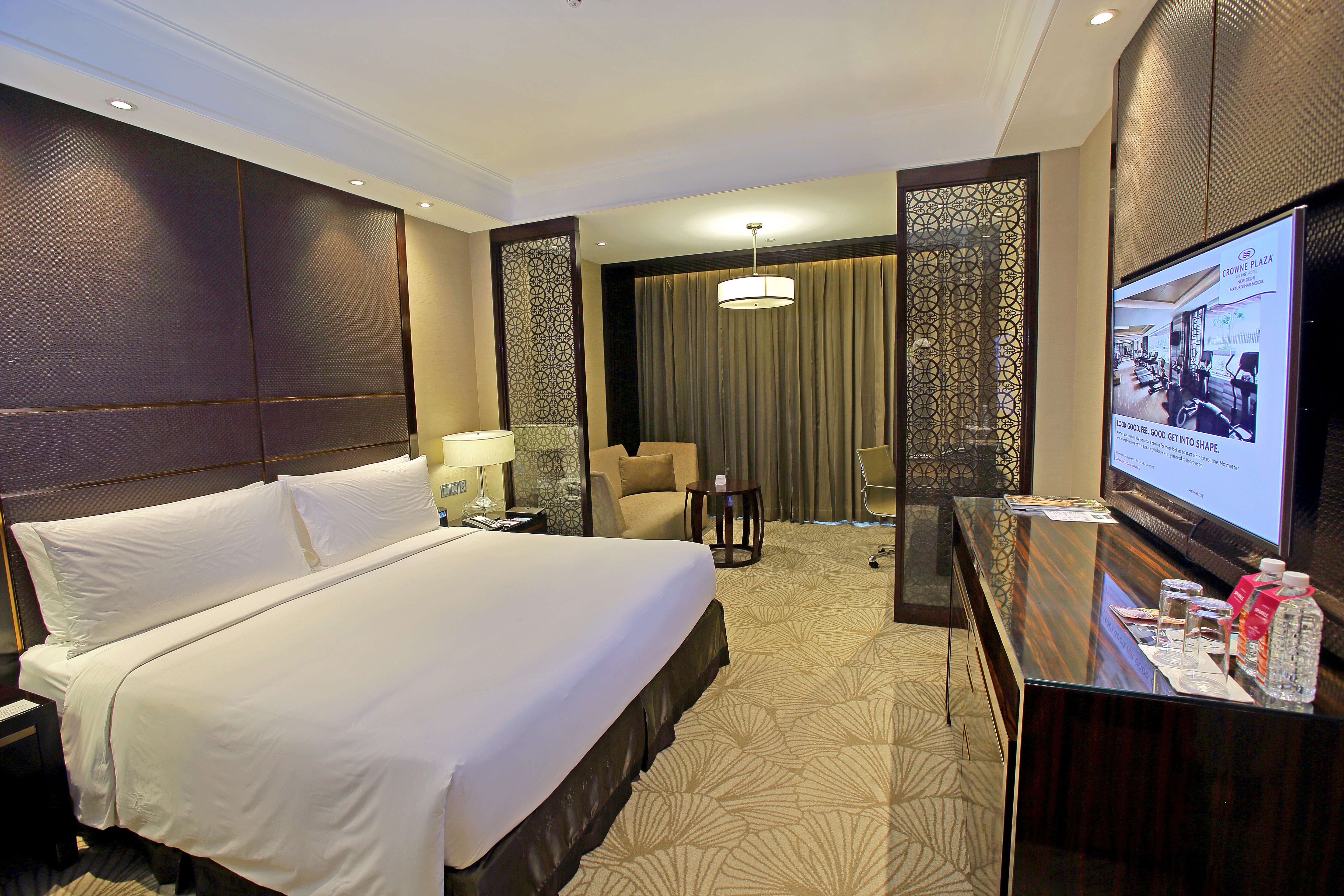 STANDARD, KING BED