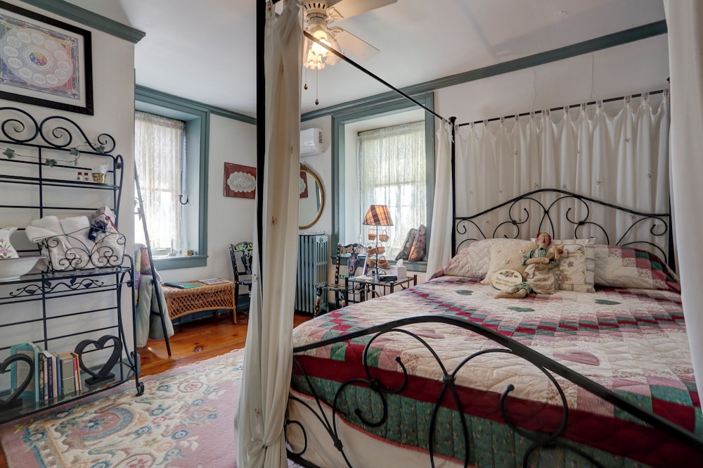 Osceola Mill House B&B 23/69