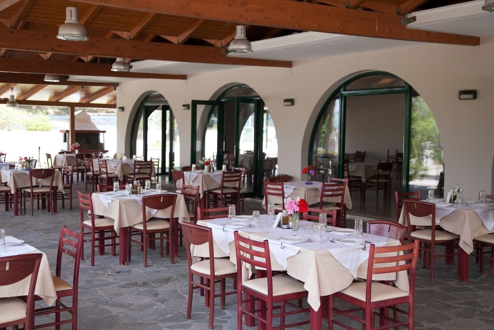 Kanali Hotel 20/48