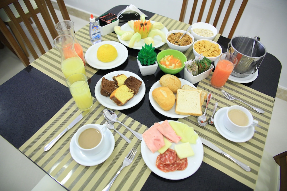 STAY INN HOTEL 30/53