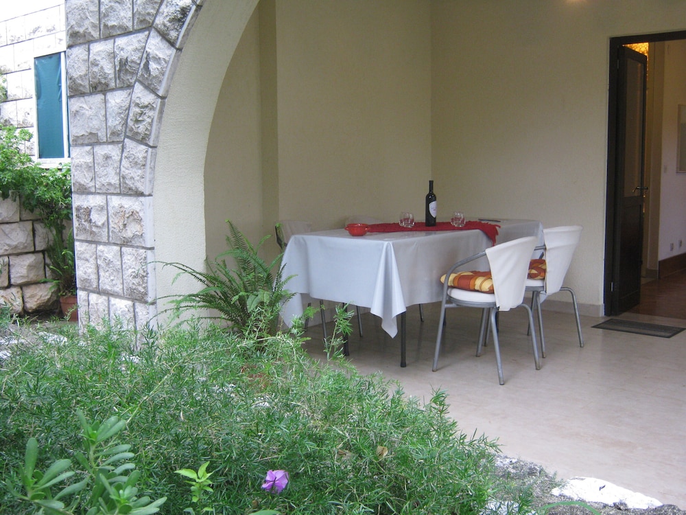 HOTEL APARTMENTS IVICA 34/50