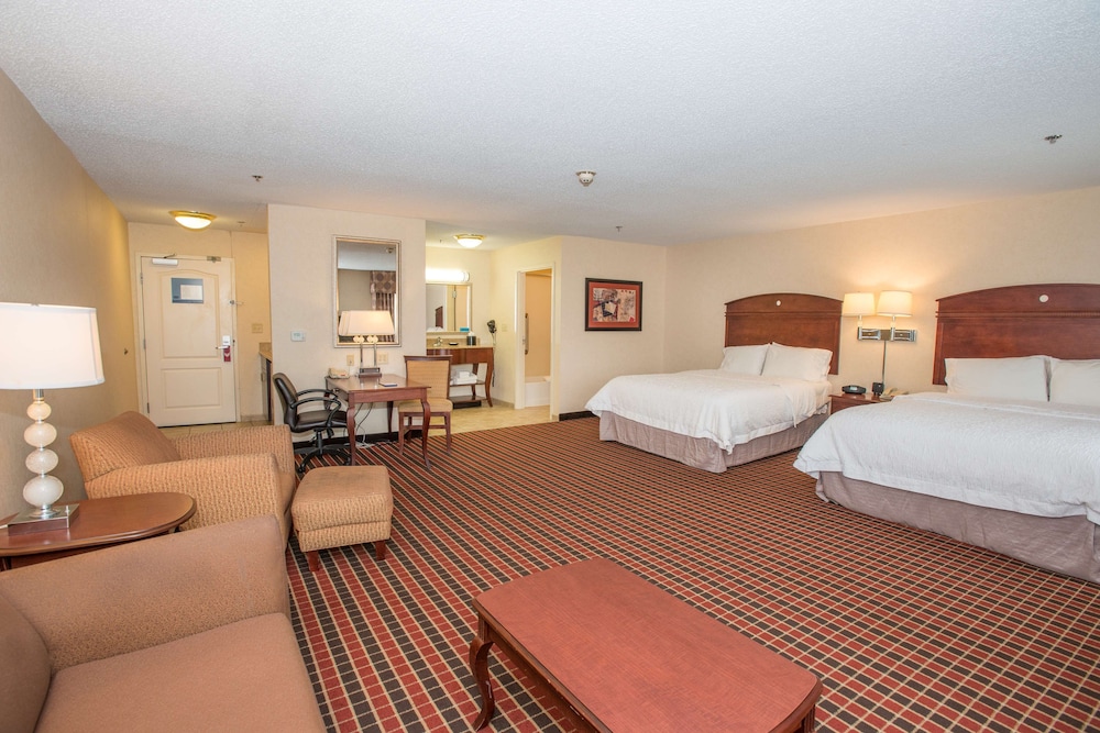 Hampton Inn & Suites Dayton-Airport 31/64