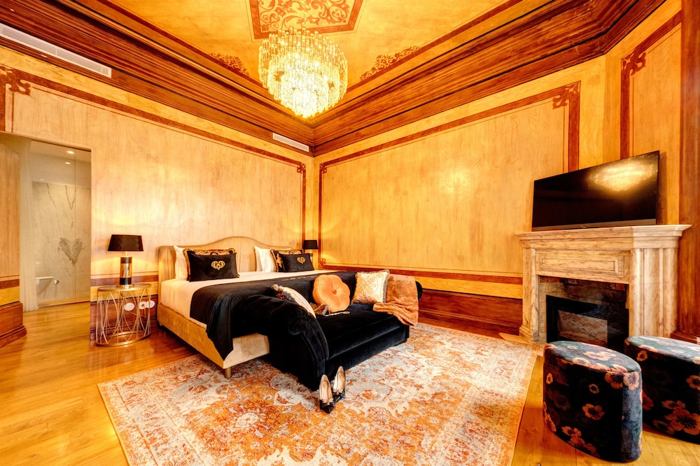1877 Estrela Palace 8/44