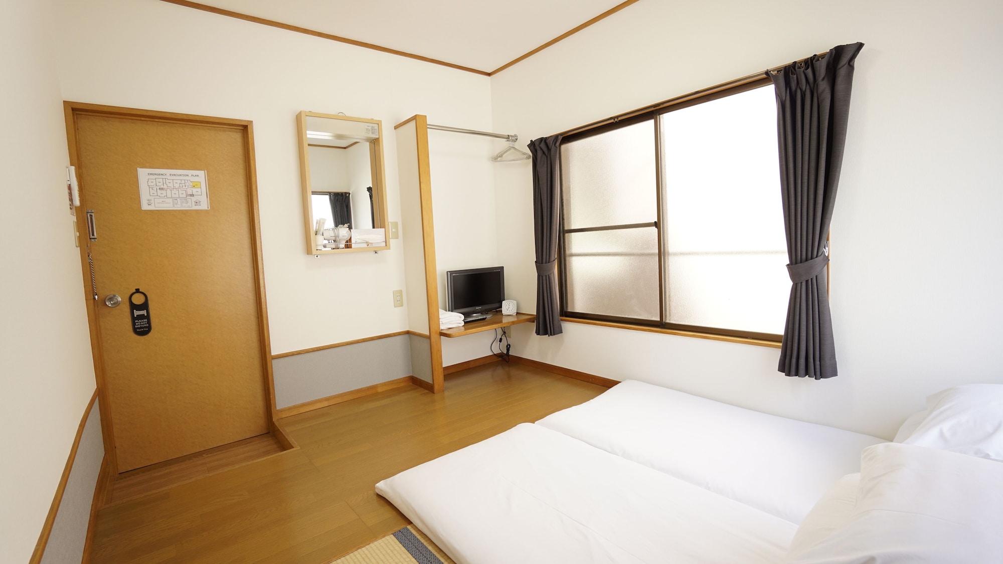 JAPANESE, ECONOMY