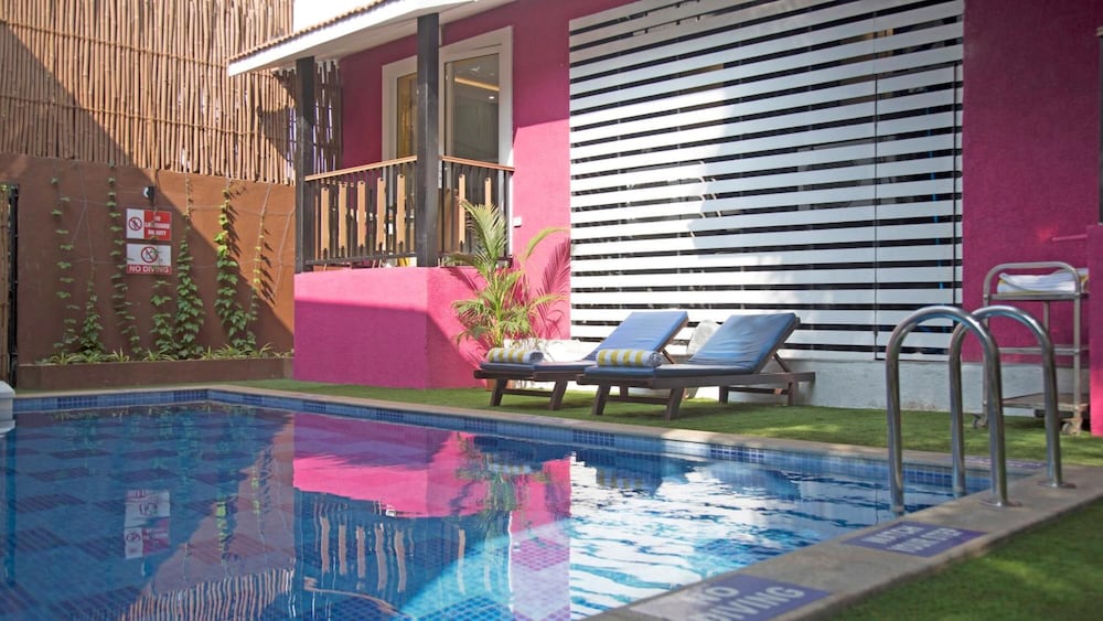 Acron Seaway Resort 36/62