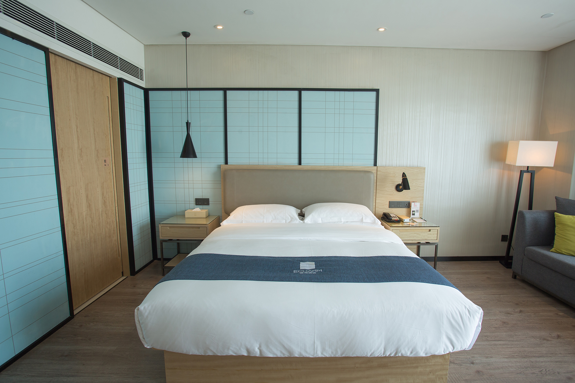 King Bed