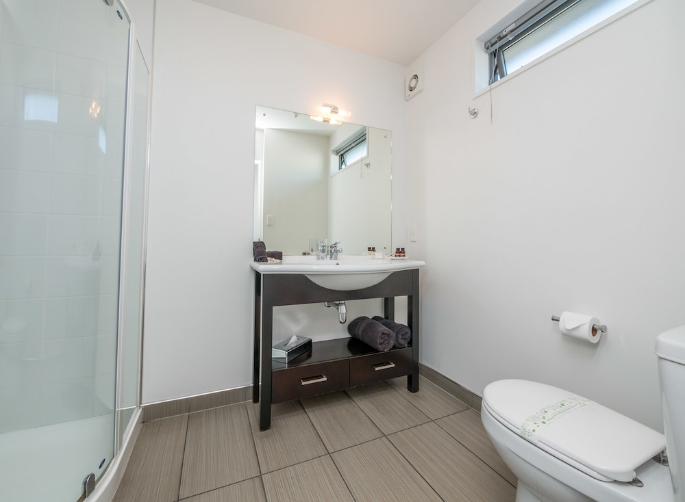 Bellano Motel Suites 13/33