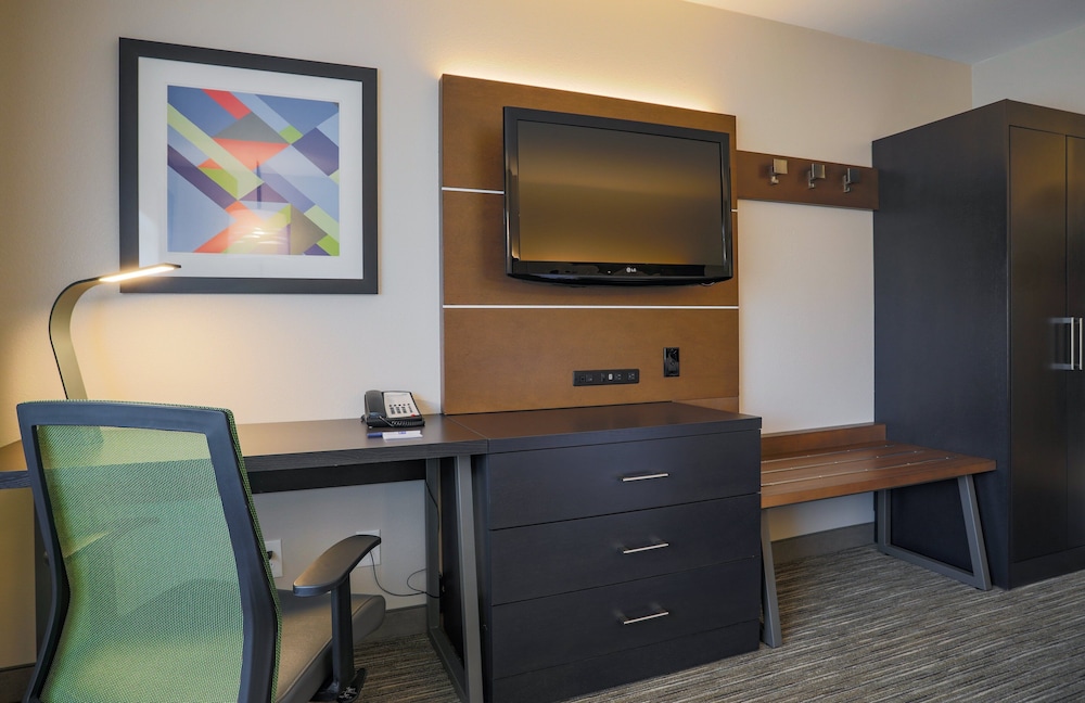 Holiday Inn Express Prescott 32/62