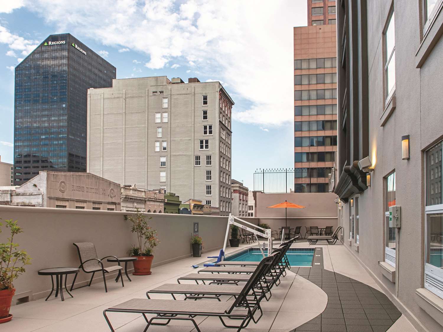 La Quinta Inn & Suites by Wyndham New Orleans Downtown 20/32