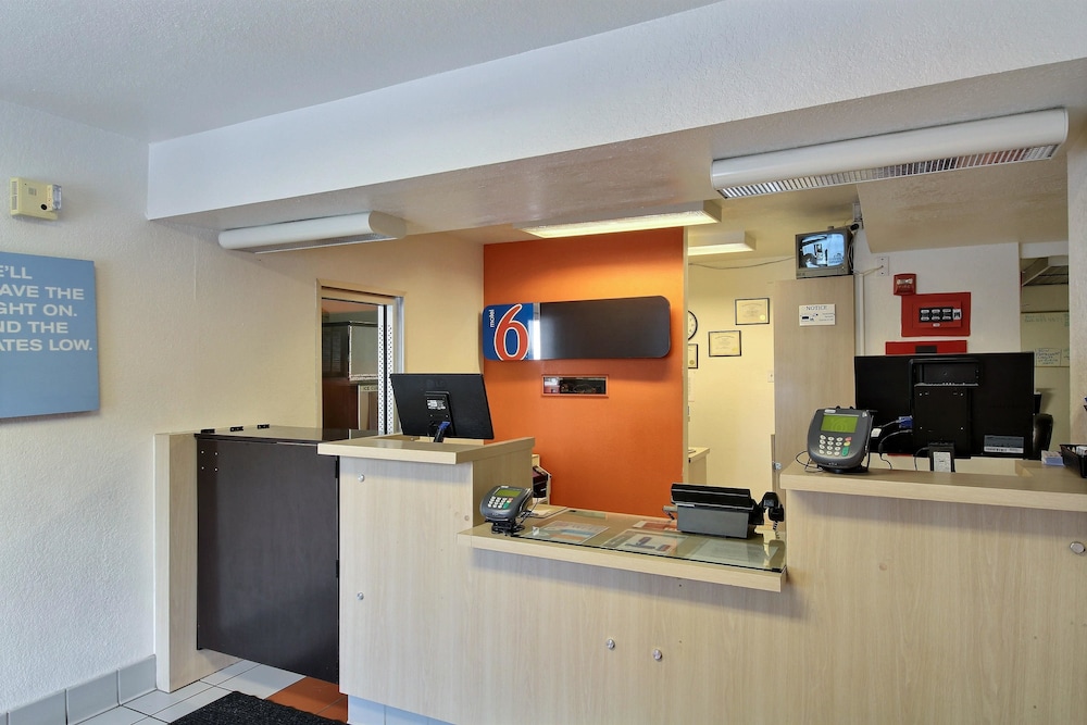 Motel6 San Marcos, TX 37/49