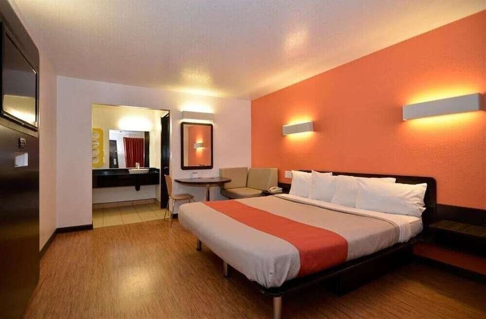 Motel6 Fairfield, CA - Napa Valley 22/40