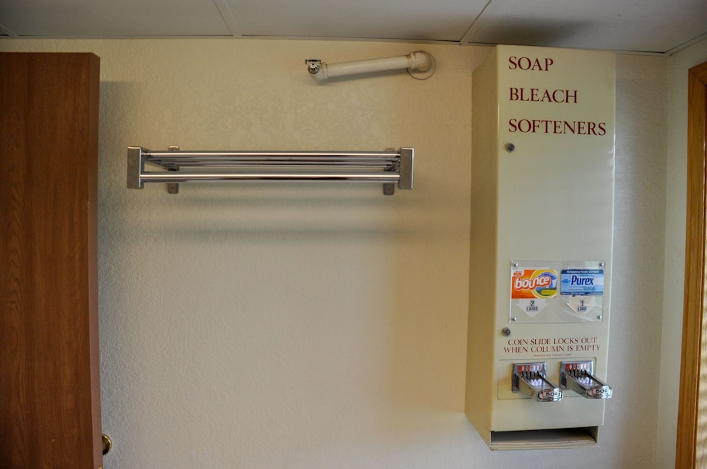 AmericInn by Wyndham Clear Lake 52/52