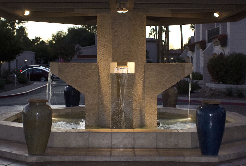 Scottsdale Camelback Resort 12/78