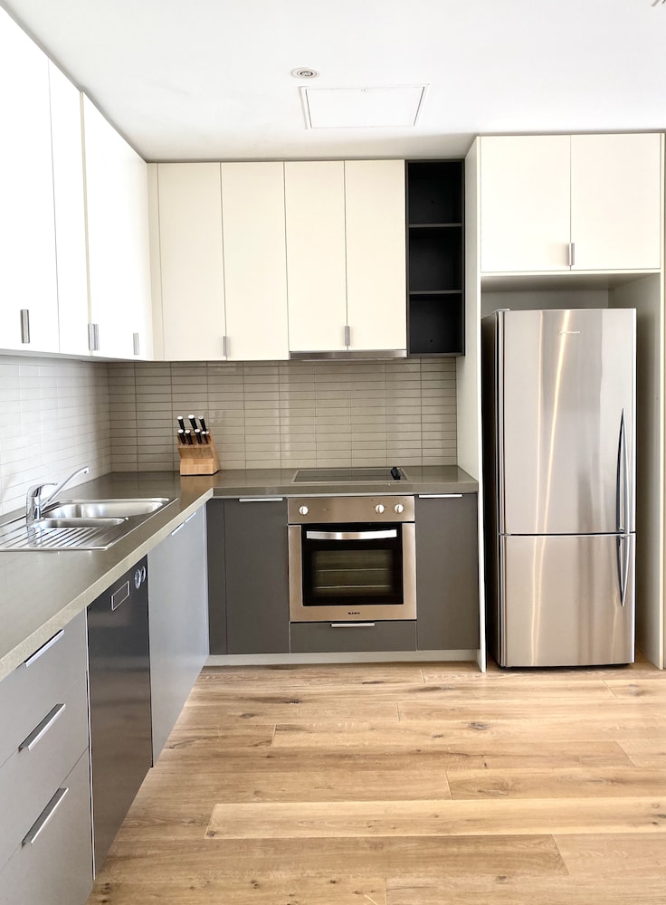 Caroline Serviced Apartments Brighton 3/25