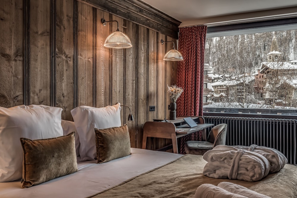 LE VAL D'ISERE 38/50