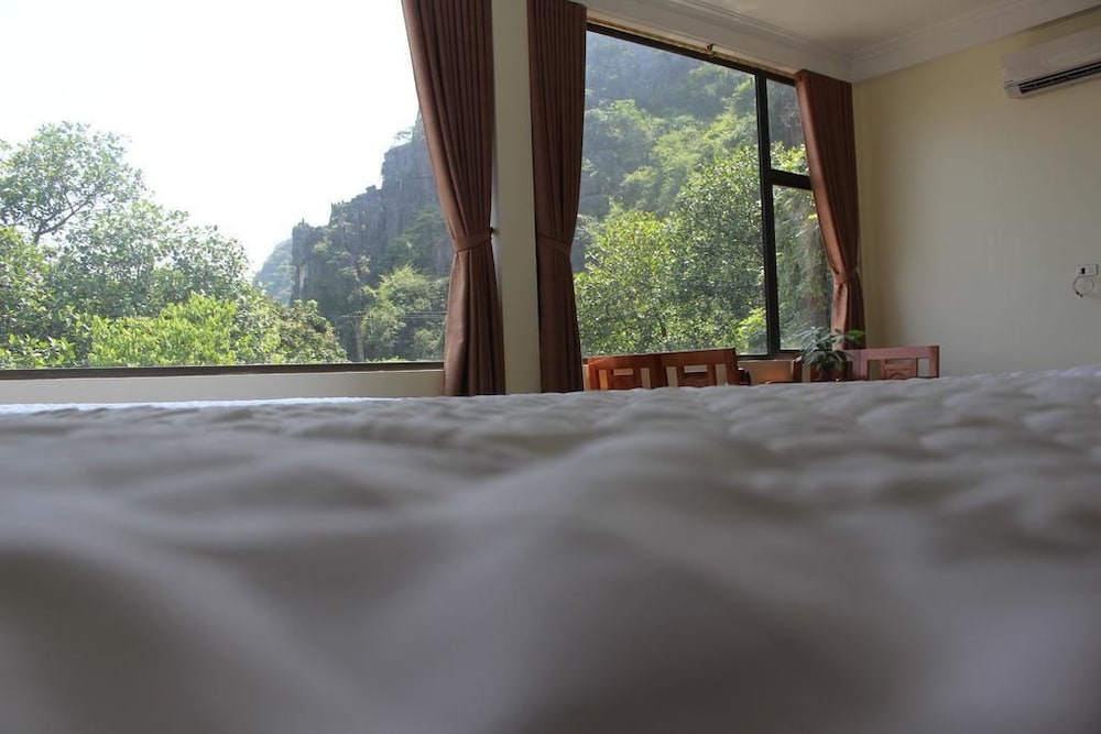 Sierra Homestay 61/65