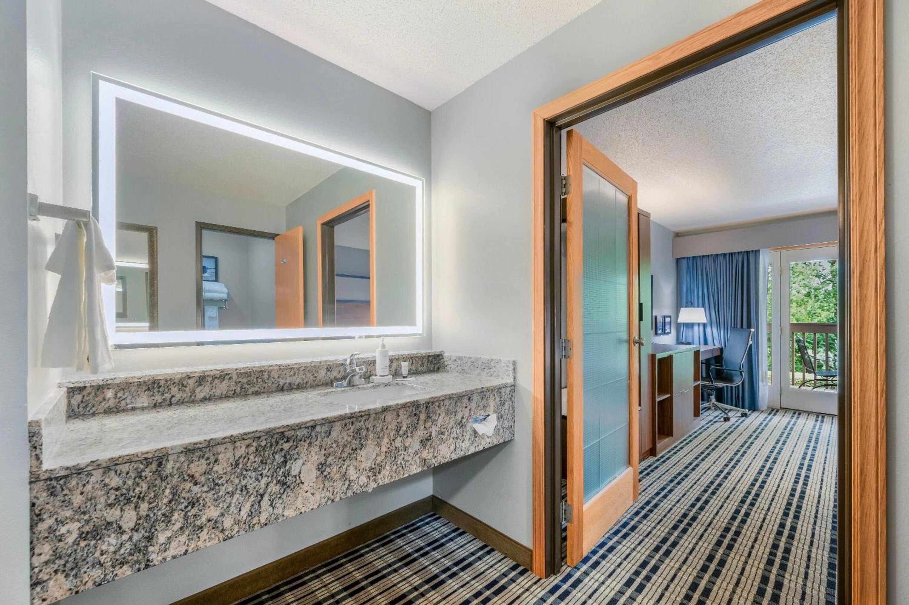 جناح بسريرين كوين مع أريكة، Americinn By Wyndham Baudette 5/6