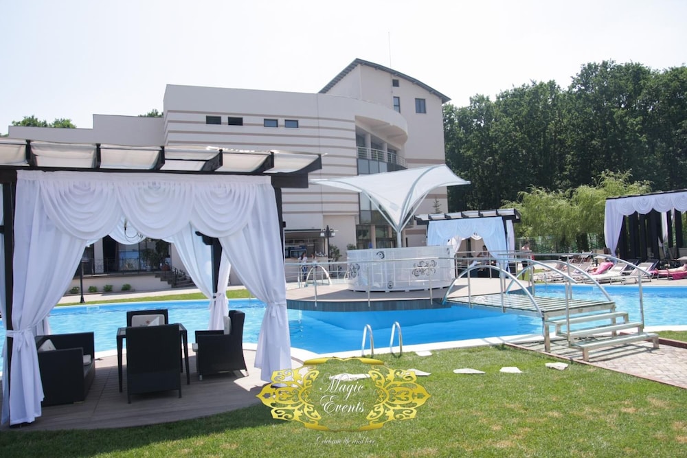 Magic Trivale Hotel 3/34