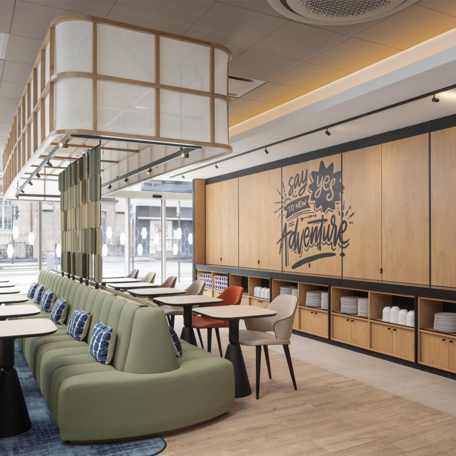 Hampton by Hilton Paris Saint Ouen 30/50