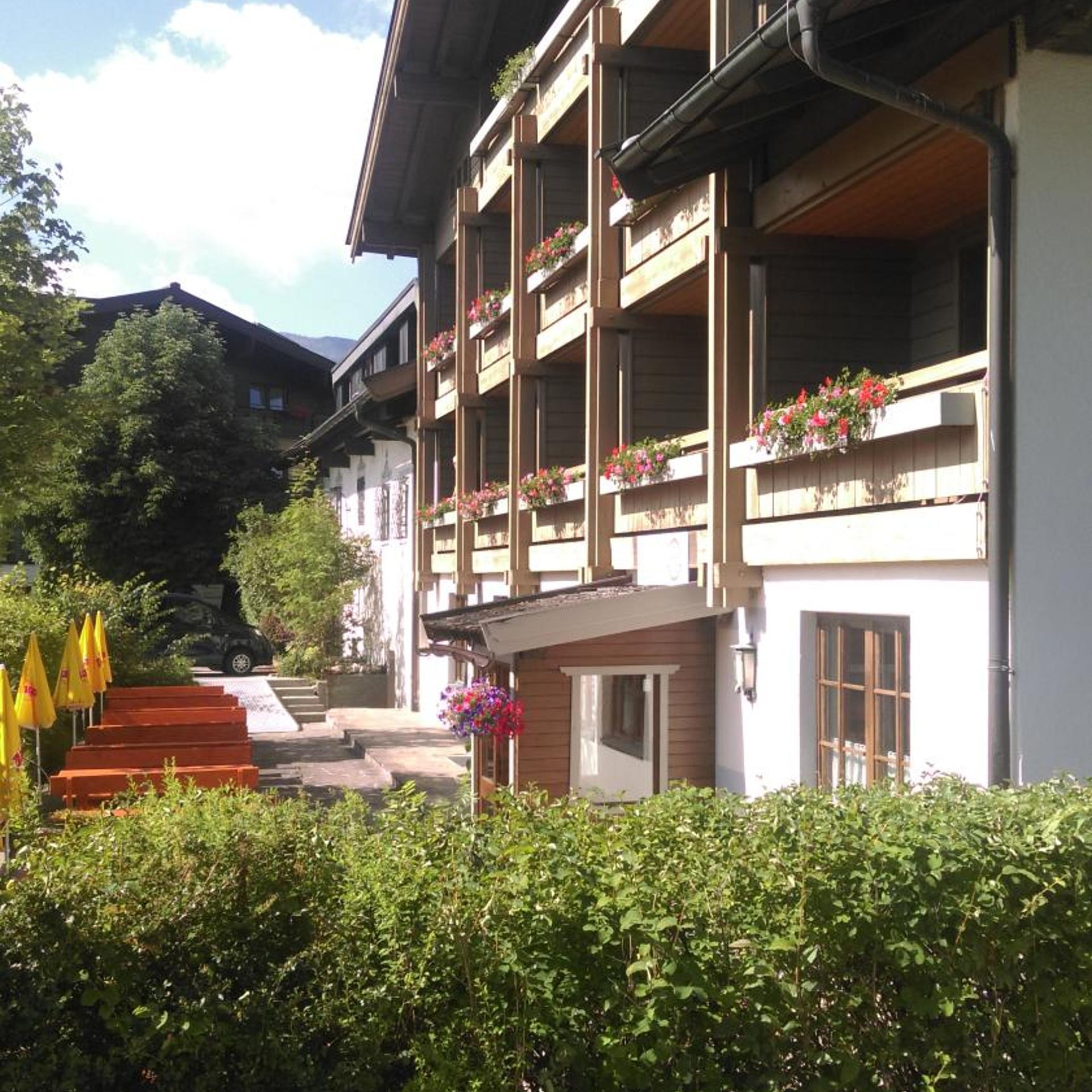 LANDGASTHOF ALMERWIRT 6/21