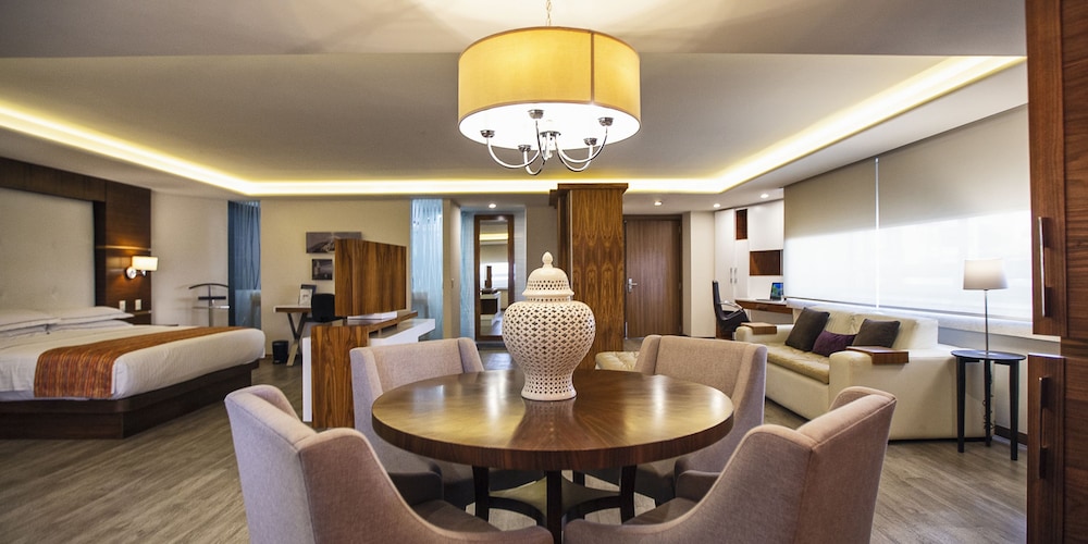 Jf Grand Hotel Ex Barcelo Jf Puebla 28/50
