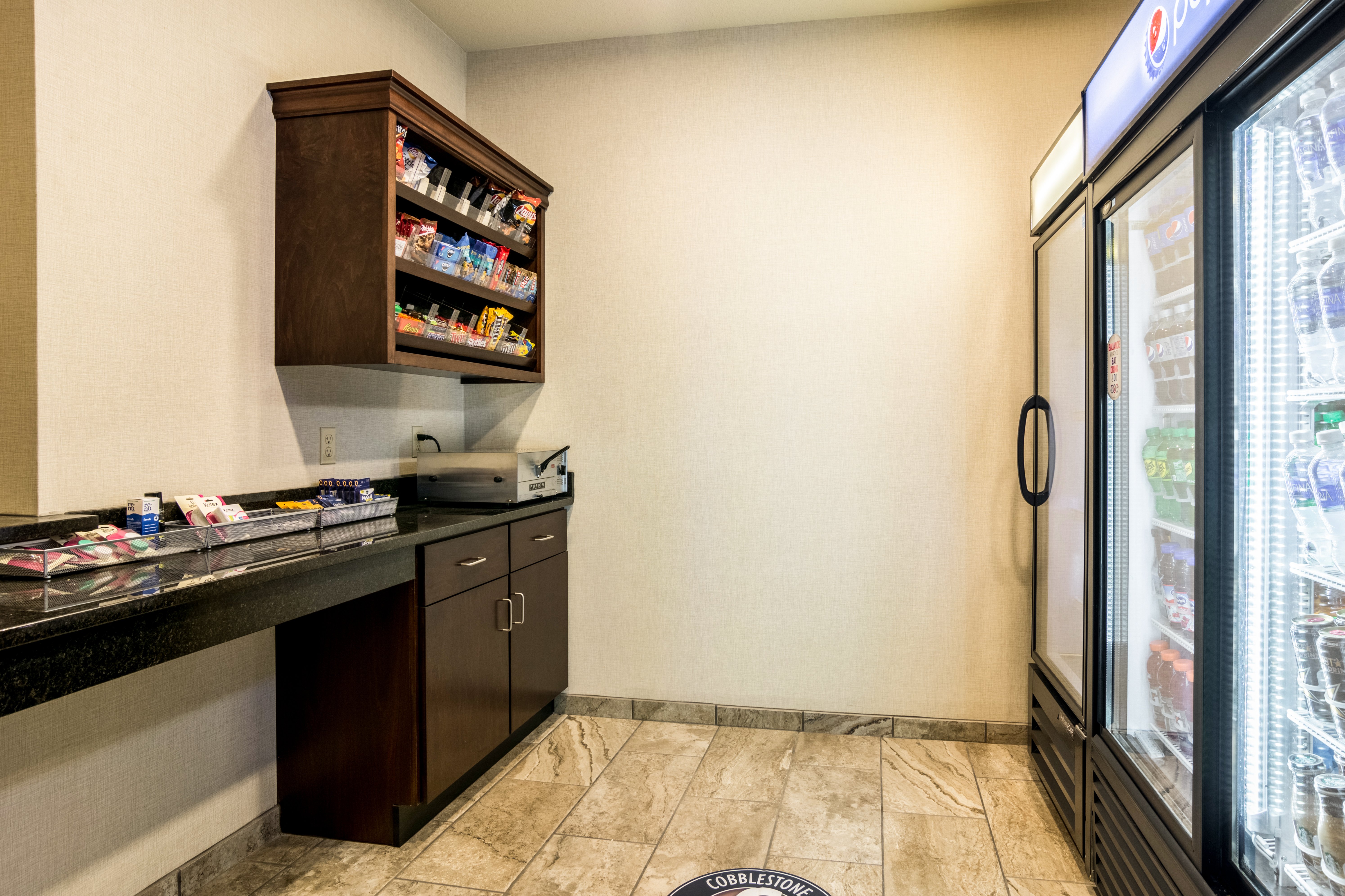 Cobblestone Hotel and Suites - Erie 47/50