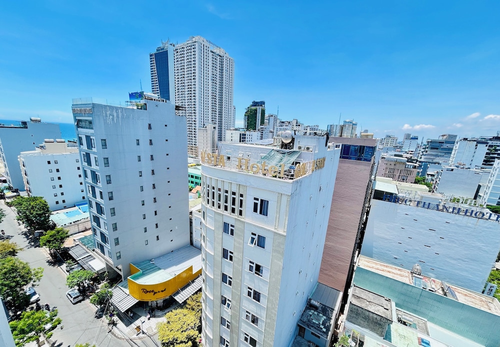 Ritzy Boutique Hotel Da Nang 4/77