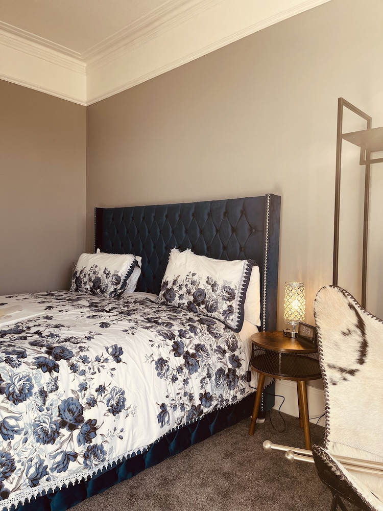 Westbank Hotel - Guest House 7/50