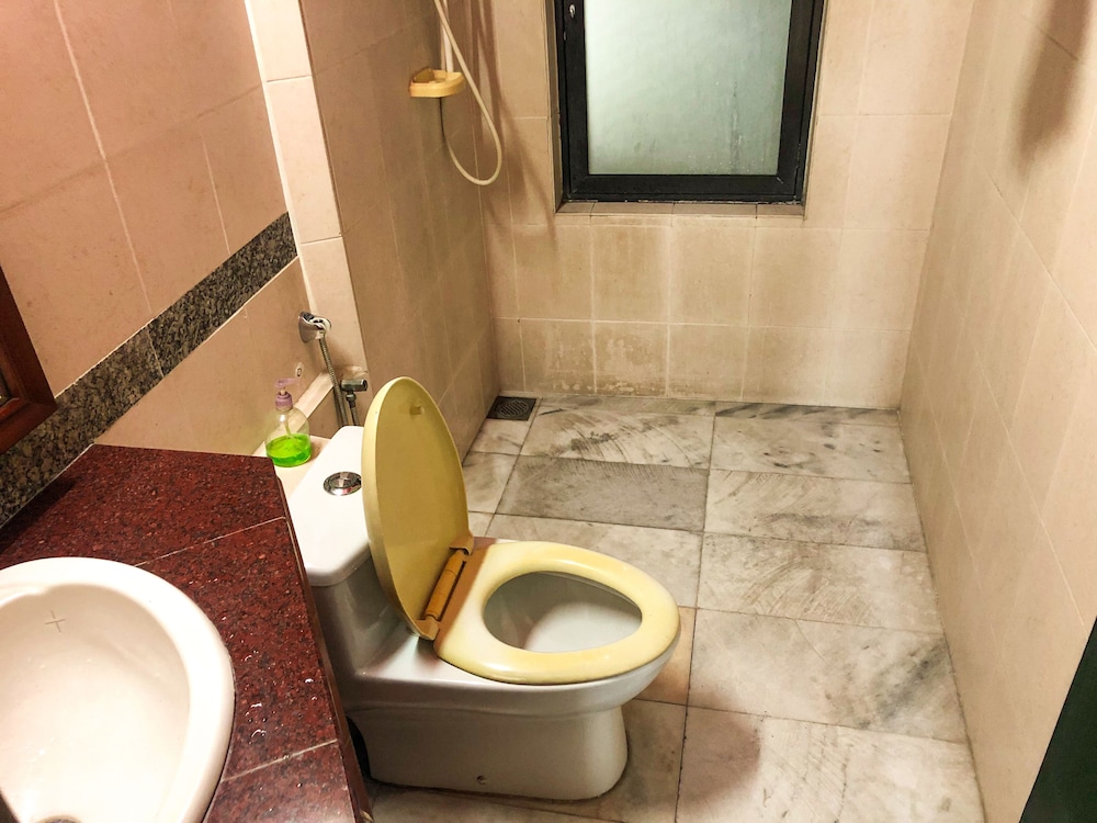 Hotel O I.villa Inn 54/56