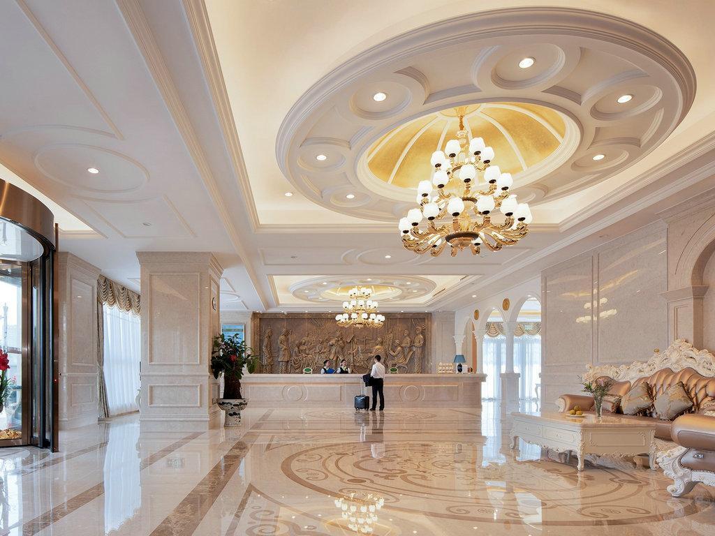 Vienna International Hotel (Kunming New Luosiwan, Vanke Charming City, Guangwei Metro Station) 7/52