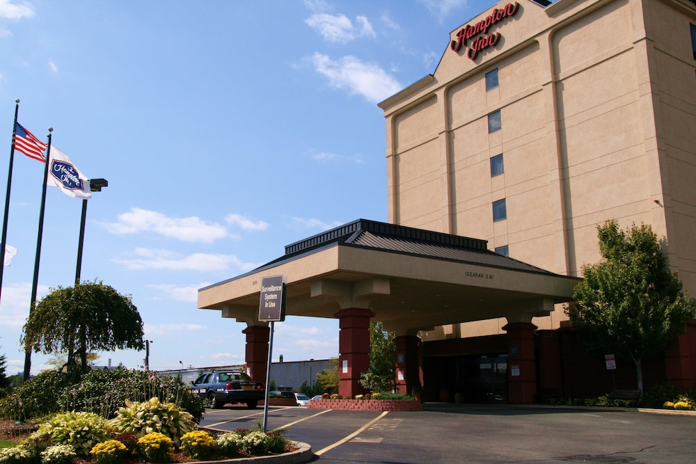 Hampton Inn Boston Logan Airport 5/38