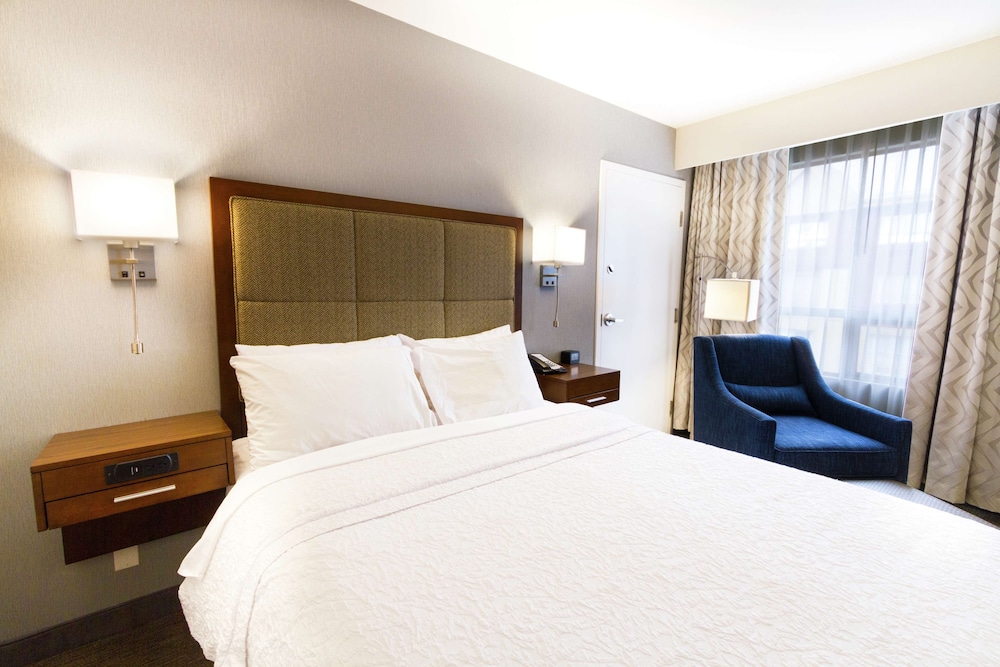 Hampton Inn By Hilton Vancouver Airport/Richmond 8/27