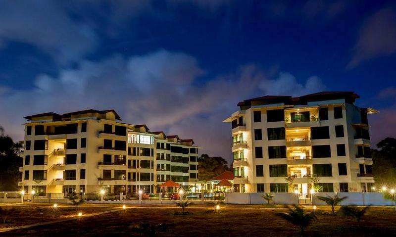 Samsuria Beach Resort & Residence 2/52