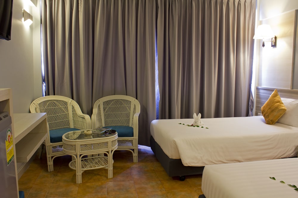 On Hotel Phuket 41/71