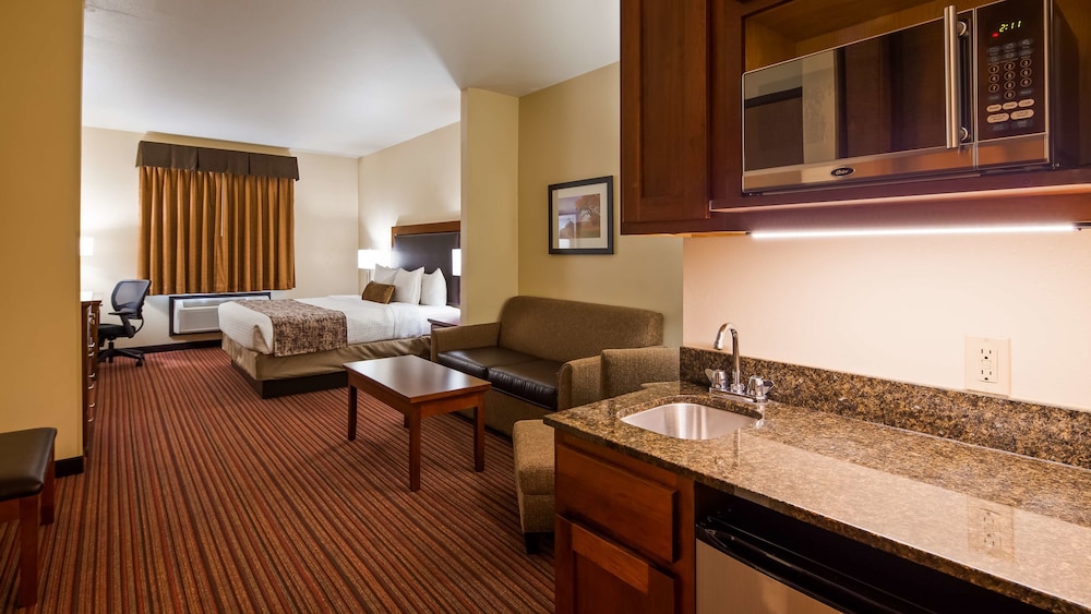 Best Western Plus Sparta Trail Lodge 20/49