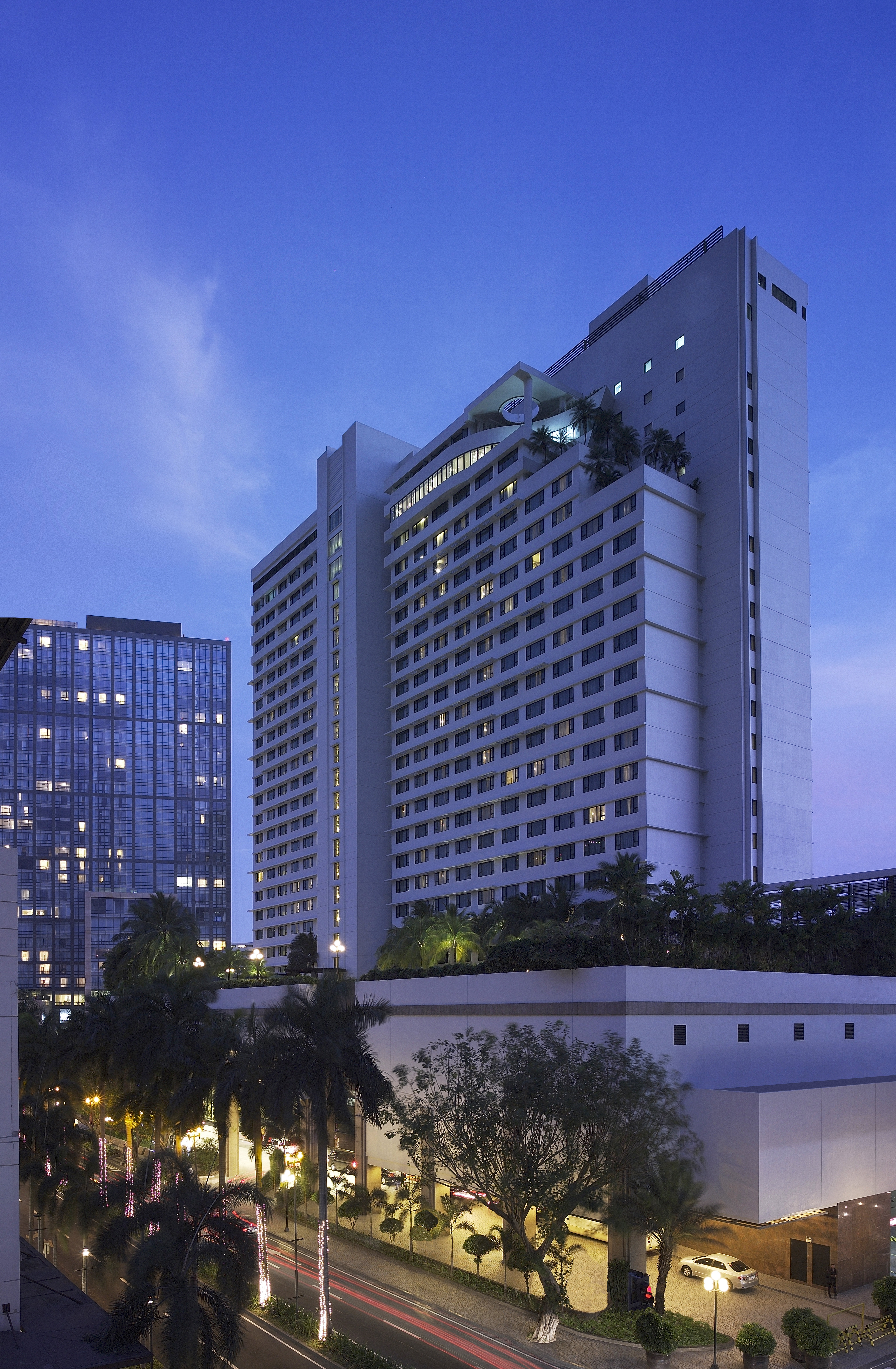 New World Makati Hotel in MAKATI