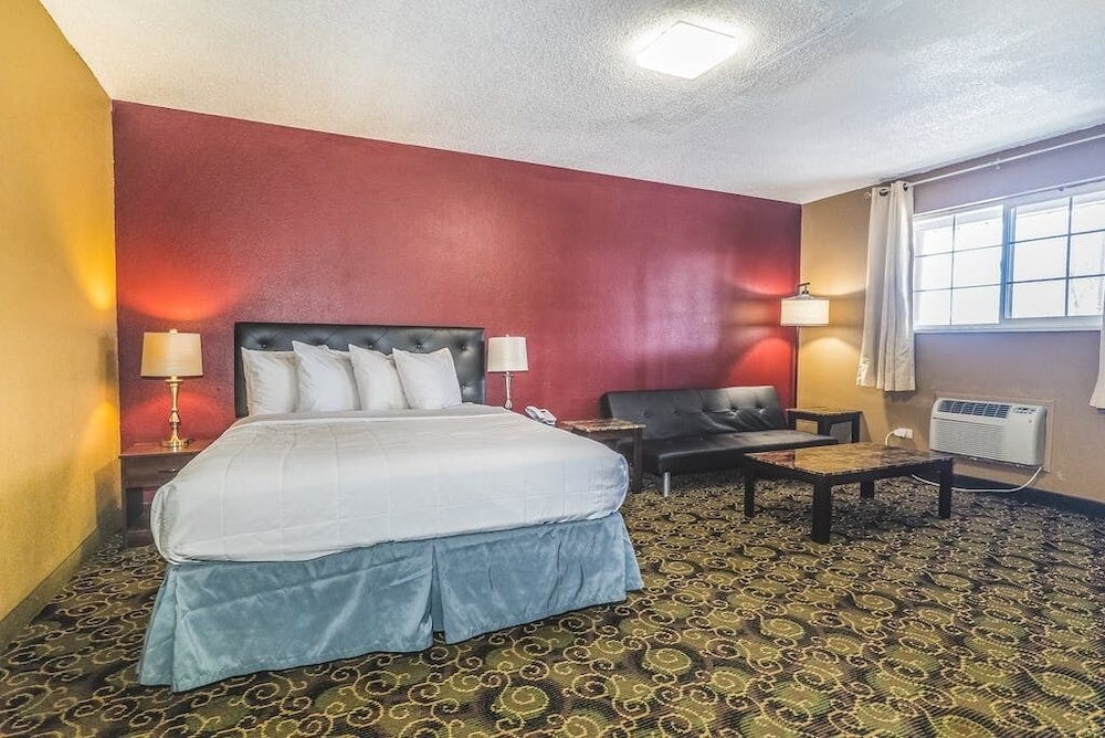 Days Inn by Wyndham Montrose 8/44