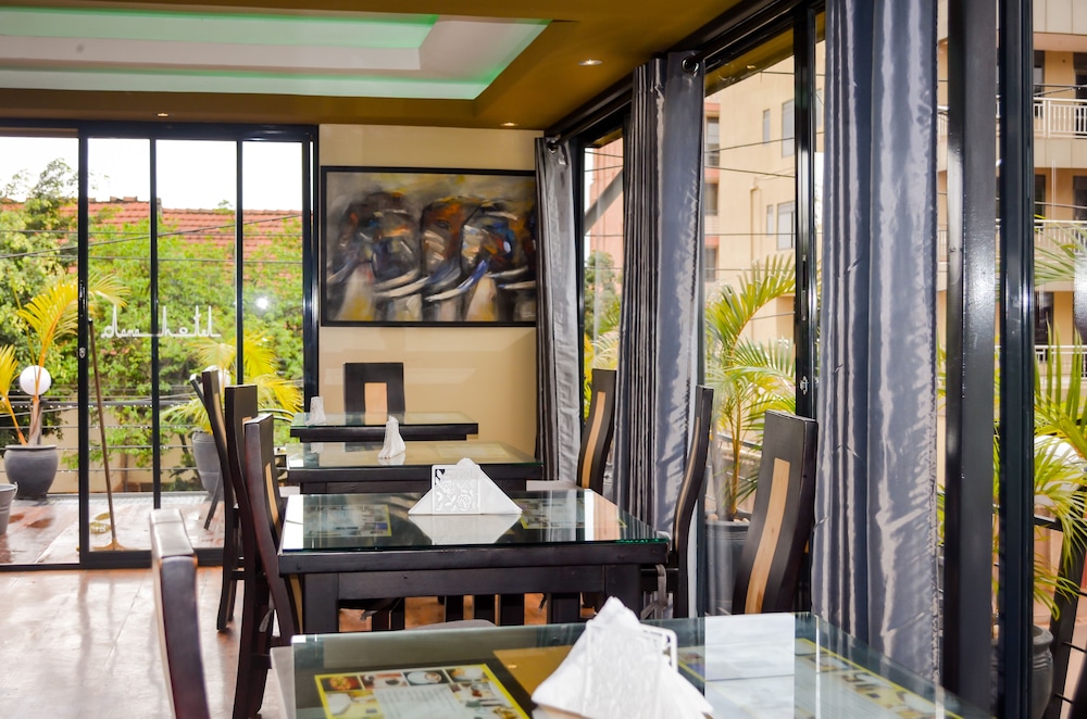 Dana Hotel 21/33