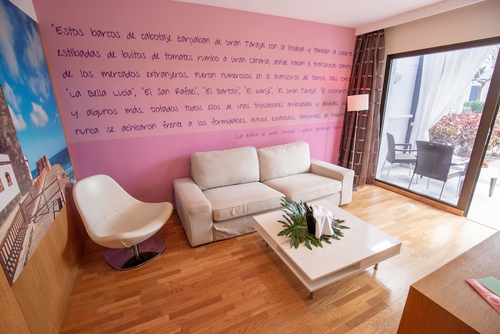 R2 Romantic Fantasia Dreams And Suites Hotel Adults Only 43/64