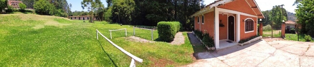 Pousada Chateau dos Fontes 36/39