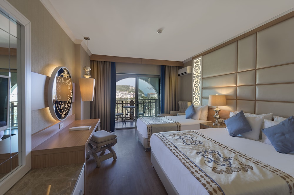 Quattro Beach Spa &amp; Resort - All Inclusive 4/31