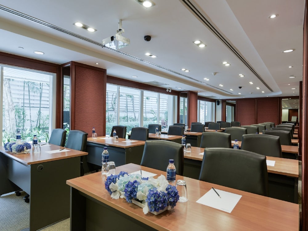Centre Point Sukhumvit Thong Lo 60/70