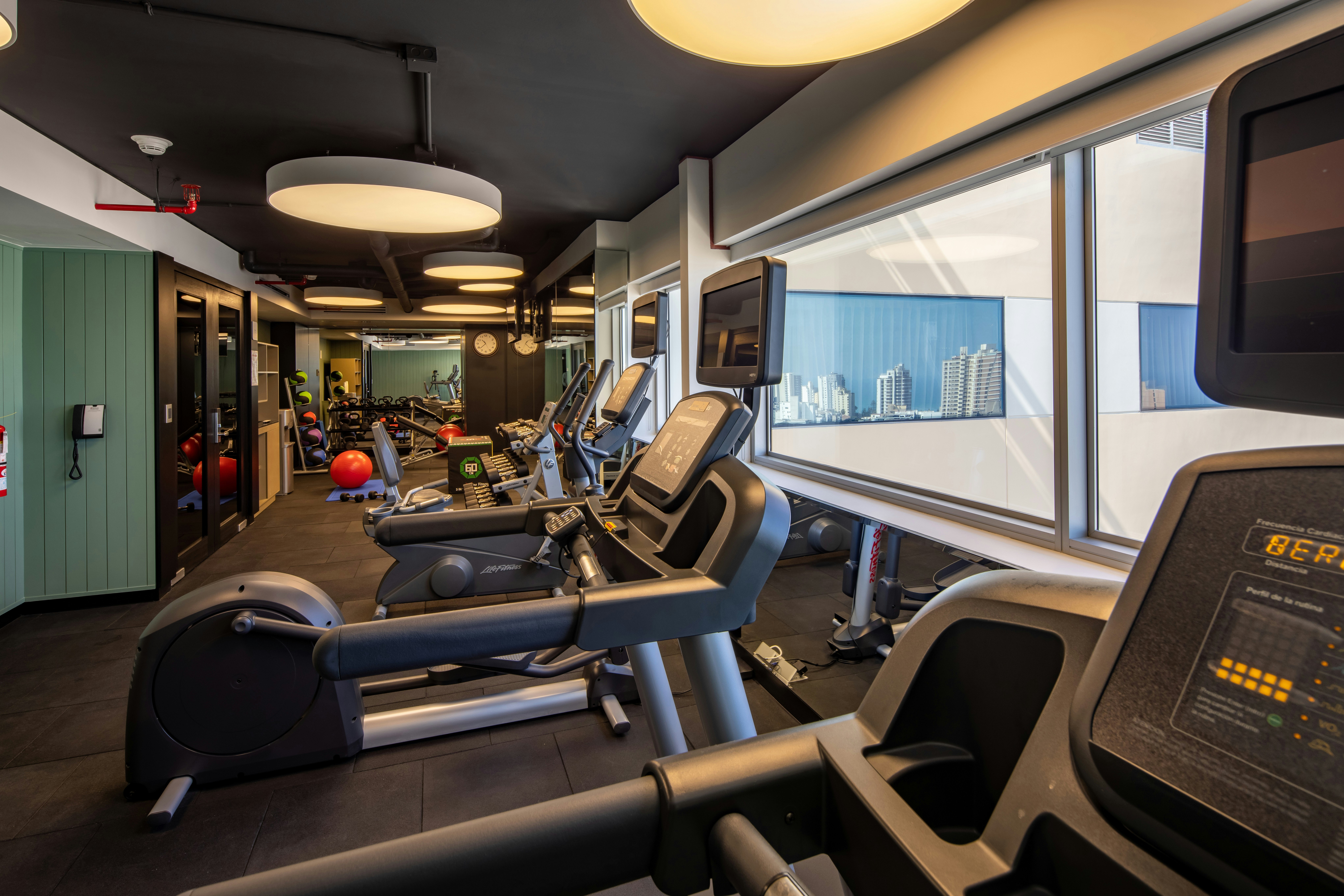 Hilton Garden Inn Lima Miraflores 30/70